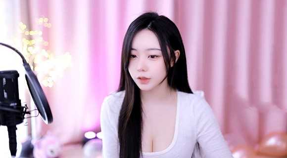 两个球球抖动视频