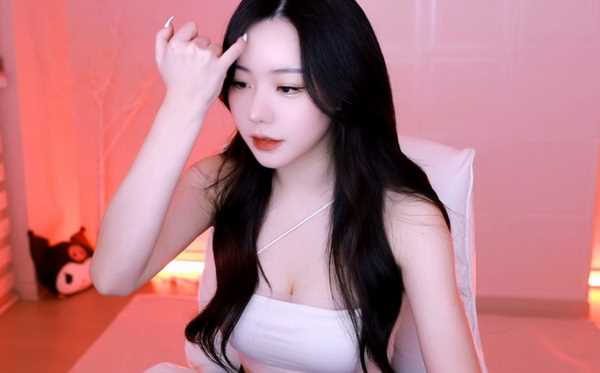 17c吃瓜网官网反差婊